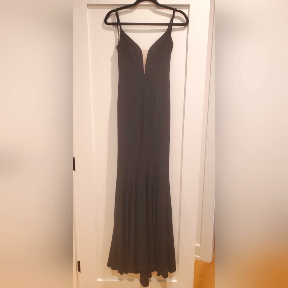 Black, Fitted Gown, Size 6